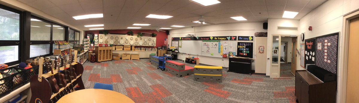 Music_Room_253's tweet photo. This room is ready for MB Ss to dance, sing, move, and play! #innovate28 https://t.co/VNLwFzHVpd