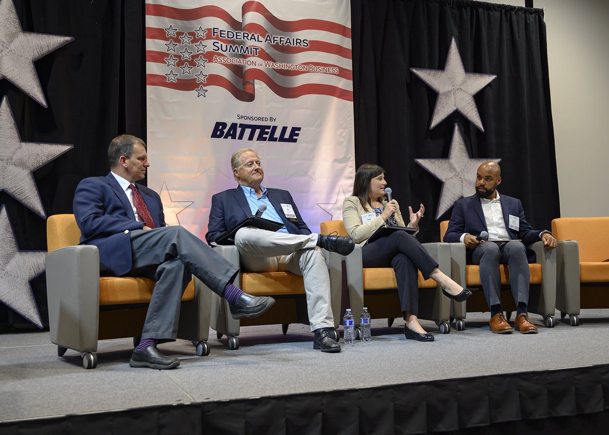 awbolympia's tweet photo. .@lanepowell's Dustin O'Quinn, WA @usdafsa's Jon Wyss, NW Horticultural Council's Kate Tynan, and Mt. Adams Fruit Company' Don Gibson discussing the impact of federal policy on the #agriculture industry. #H2A #immigration #workforce
#AWBFedTalk #ConnectWithCongress https://t.co/YZhq3PqjKc