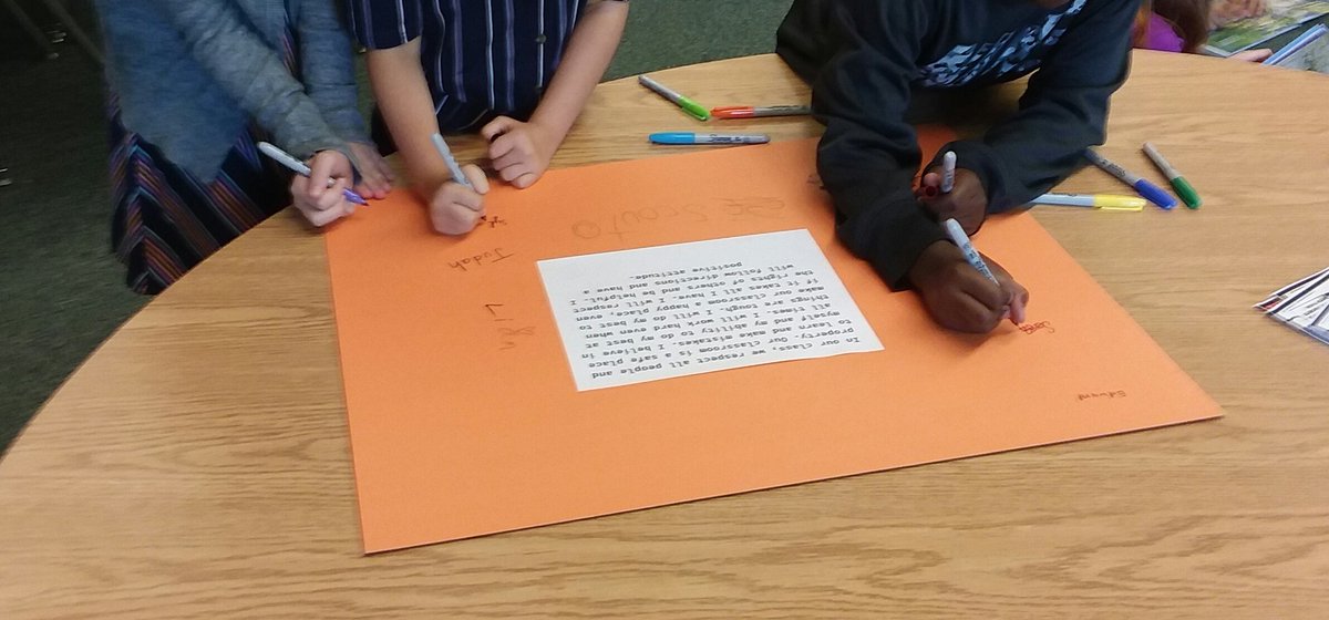 MsHowards5th's tweet photo. #JonesFabulousFourth had a great 2nd day. We shared things we need to be successful, and signed our class contacts. #NoPlaceLikeJones #theACSway https://t.co/pU2hGedMKc