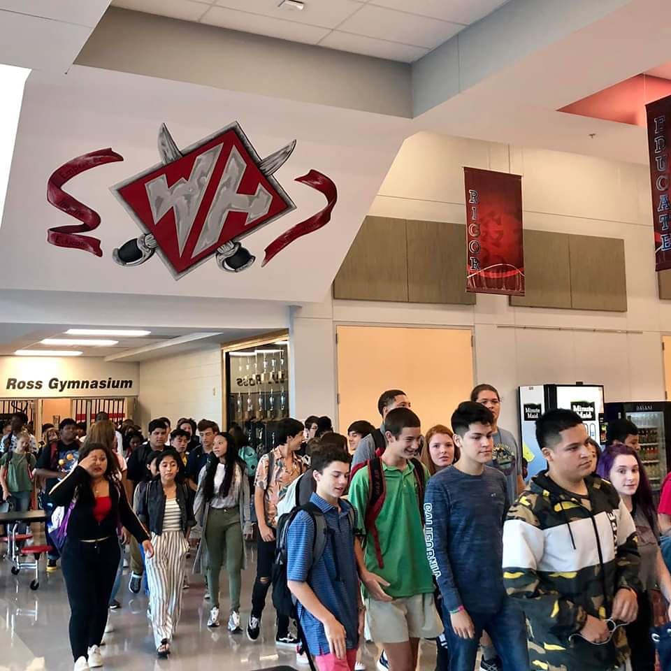 WadeHampton_HS's tweet photo. Today was an awesome day at The Hamp. Excitement was in the air, teachers set the right tone in class, students were excited to see new friends, and we all relished in the joy of being with fellow positive Generals. This year is going to ROCK!!!
#LeadLikeGenerals https://t.co/uTK7ThQgxg