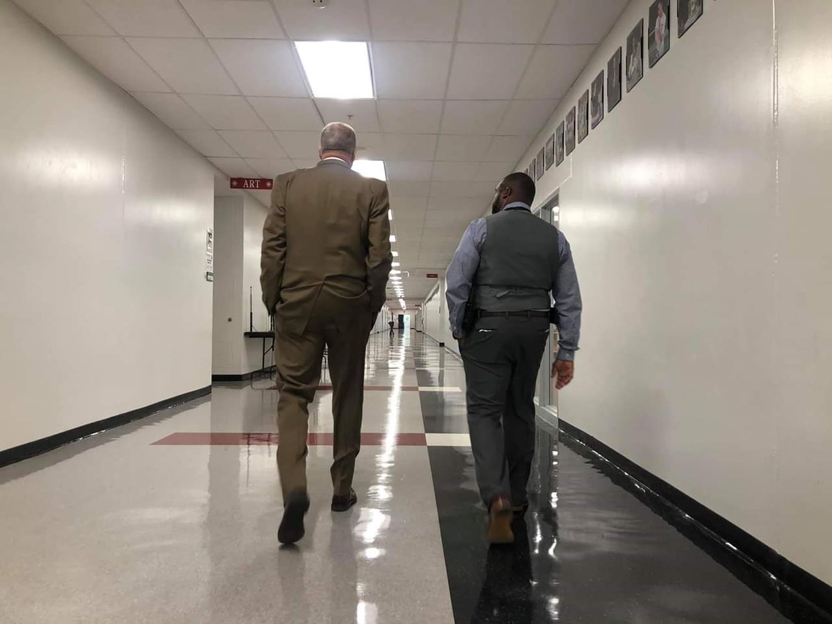 DrCarlosGrant's tweet photo. We thank Dr. @gcssupt for visiting @WadeHampton_HS today and taking part in our great first day of school. 
#LEADLIKEGENERALS https://t.co/Gf2f9nqszQ