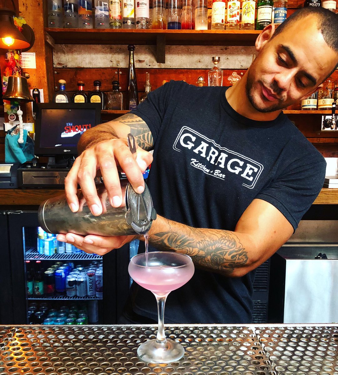 garagebarsd's tweet photo. #downtownsandiego #gaslampquarter #gaslampdistrict #gaslampsandiego #youstayhungrysd #visitsandiego #sandiegomag #sdfoodie #sdhappyhour #visitsd #sdvegan #eatersd #garage #garagesd #garagekitchenandbar #gkb #gkbsd #sandiegobarscene #sdbars #nightlifesandiego #craftbeer https://t.co/IvcUGE2Bk8