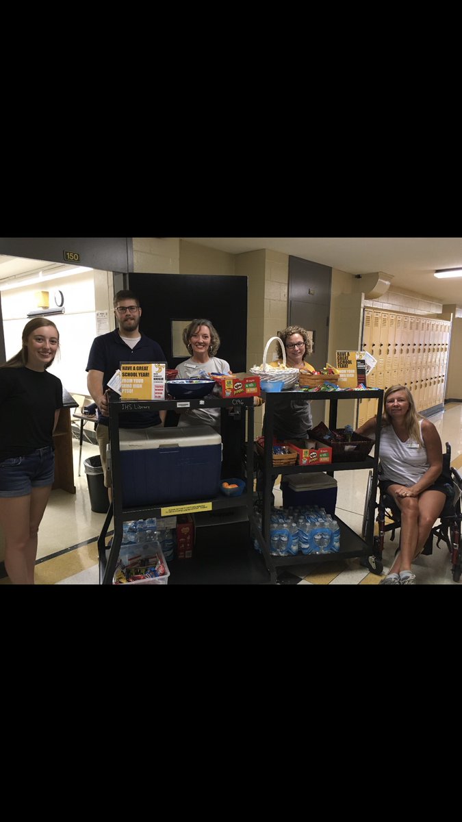 IrmoPtso's tweet photo. @IrmoPtso delivered goodies to staff and teachers today @IrmoHigh https://t.co/ZB05vpWPpm