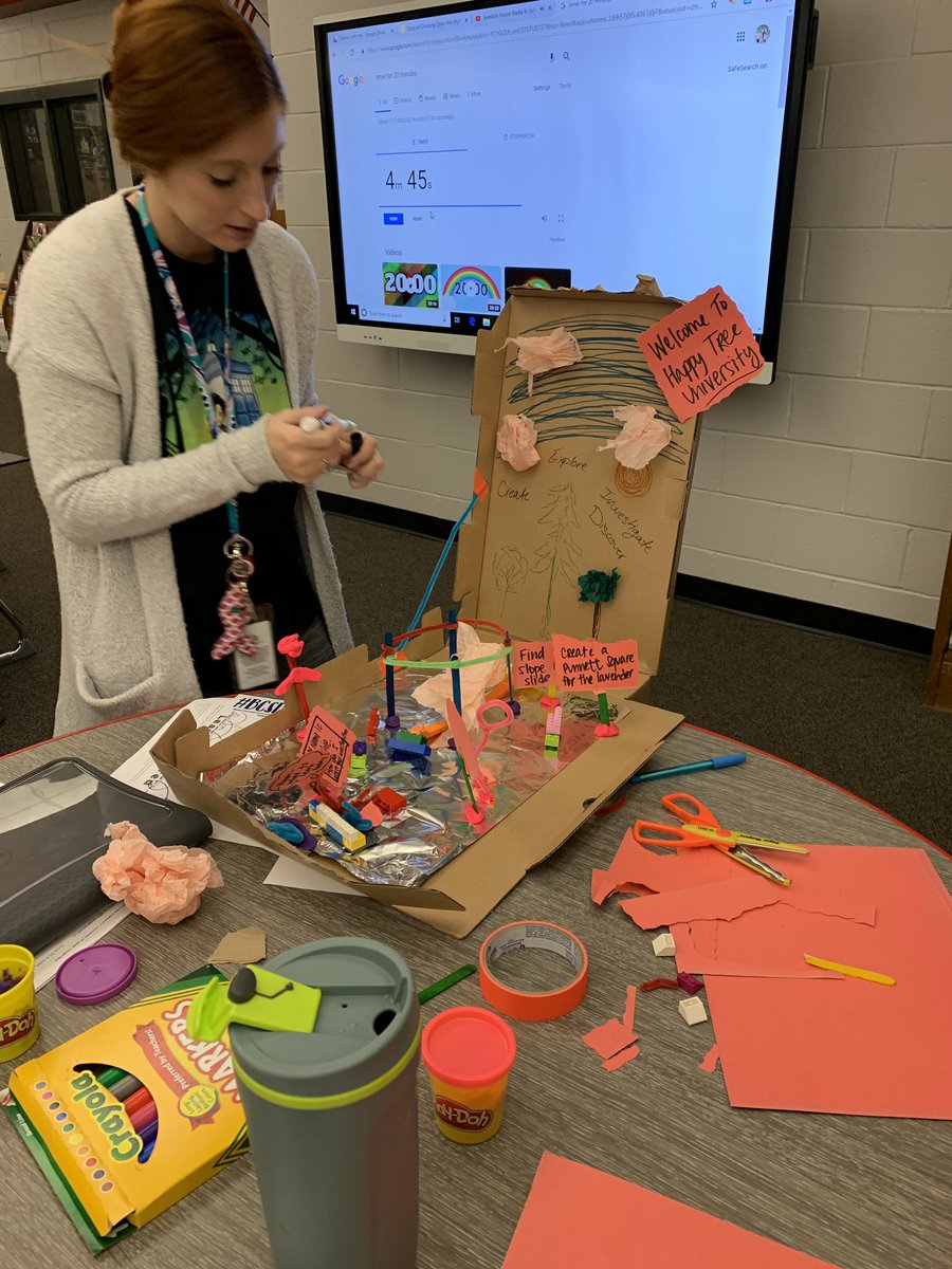 BCSDTechTeam's tweet photo. Teachers @MacedoniaMiddle 🦊 worked collaboratively to create their 22nd Century classrooms. Some of these classrooms included: exploration stations, #flexibleseating 💺 #learningzones, multiple resources for learning, mobile classroom, and much more. #edtech #PersonalizeSC https://t.co/HTS3KsGZCM
