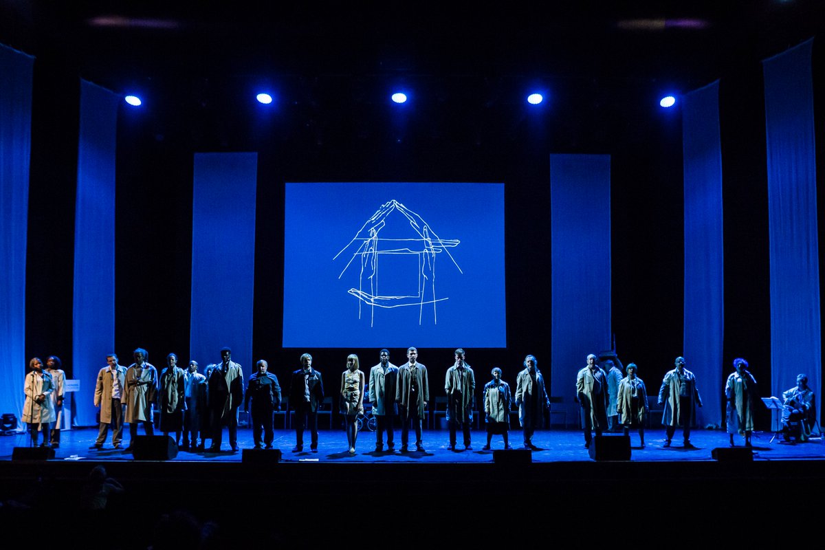 mlchandler01's tweet photo. #CathyComeHome 2016: 1 of my fave moments of all time.
Following & supporting 30 member actors, in & outside rehearsals.
Drama. Tears. 2000 people standing ovation, & @KenLoachSixteen.
What a journey for all of us. A truly beautiful moment. A privilege.
#SixYearsAtCitz https://t.co/VERlLNhFcj