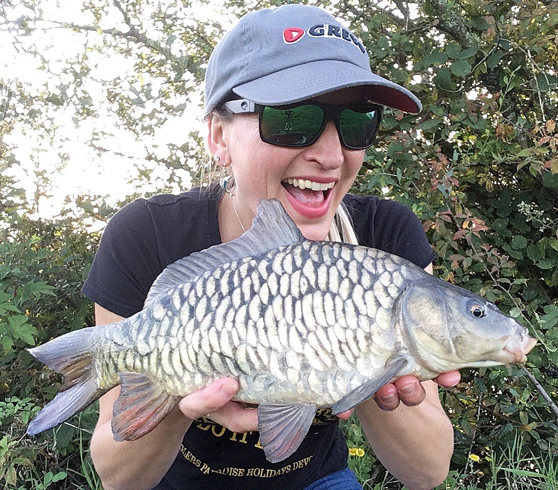 BeZenGoFishing's tweet photo. A fully scaled Mirror - no matter the size...they are all absolutely beautiful ๐๐ฃ๐
#shakespearefishing #mitchellfishing #jrcfishing #greysfishing #fishinggirls #femaleangler #girlsfishing #girlsfishtoo #seewhatsoutthere @CostaSunglasses
@JRC_products
@Greys_Fishing https://t.co/72ry24DPMK