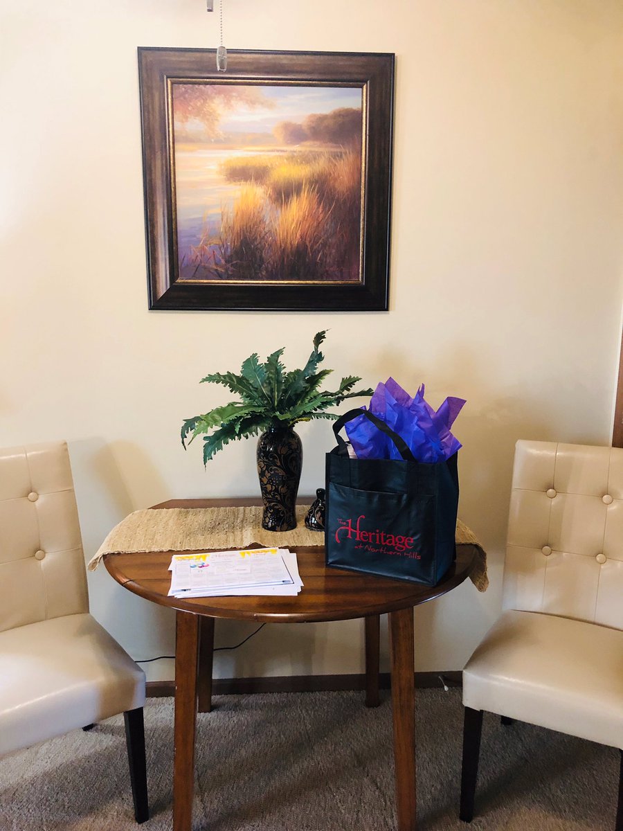 HC_LivingBetter's tweet photo. Gettin’ cozy at The Heritage at Northern Hills. Keys, furnished apartment and a new resident buddy. What could be better?!
#13firstdays https://t.co/dFNVJ6YLpn
