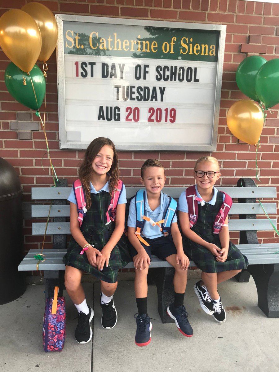 Juliefs77's tweet photo. It was a great first day of school at St. Catherine of Siena! Looking forward to a great year ahead! #StCatherineColts https://t.co/L09JISgvjb