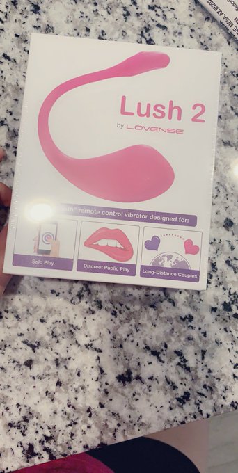 Just got this from my wishlist, thank you so much Nty! Excited to try it for the first time 😉 #lovense<a href="/tag/lush"class="tags"><span>#lush</span></a><a href="/tag/lovense"class="tags"><span>#lovense</span></a>