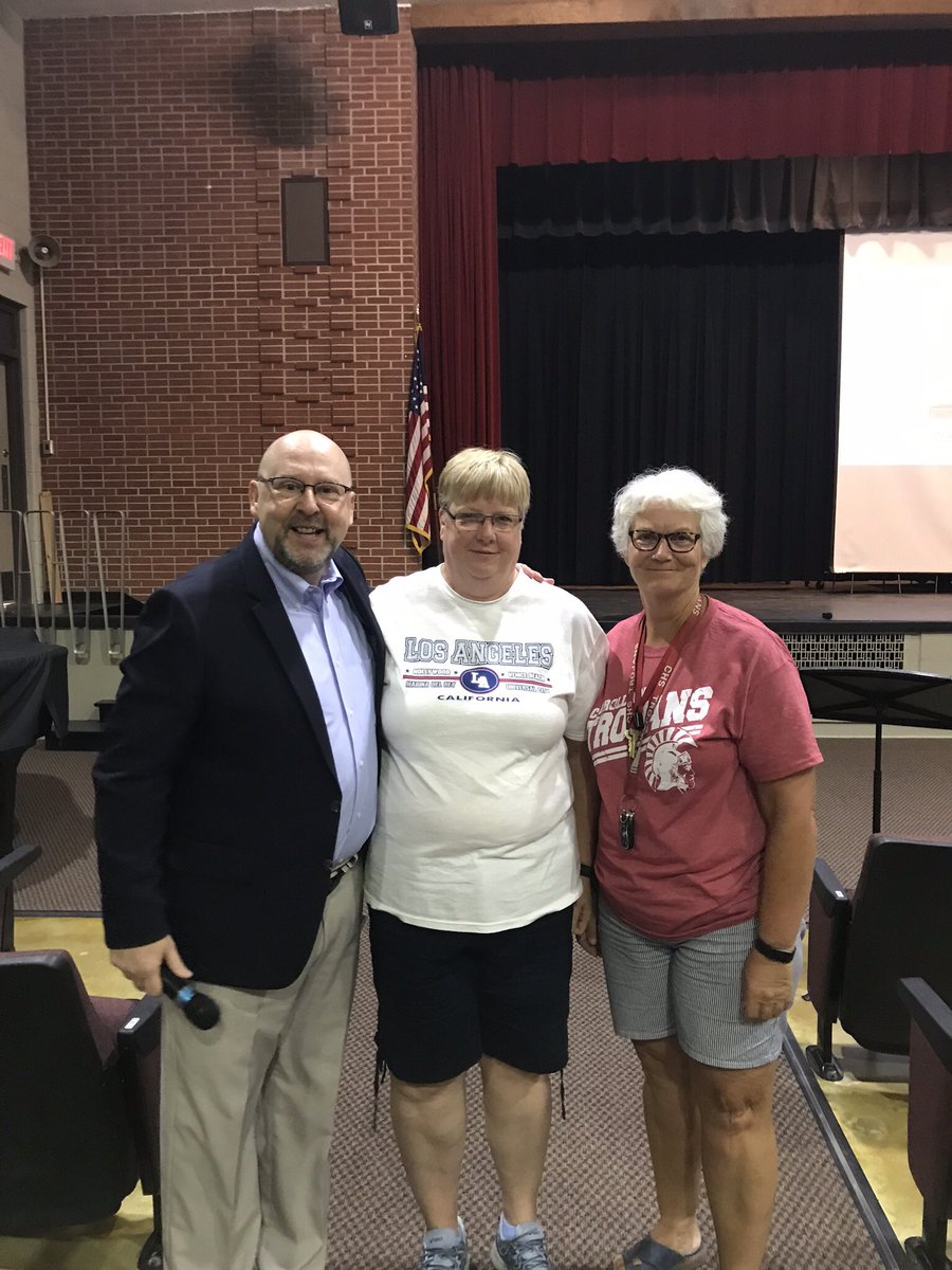 KDFIREDUP's tweet photo. Enjoyed my travels to North Central & NE Mo this week. North Shelby & Carrollton Ss in great hands with dedicated and highly skilled professional educators! @GainesKimg @kerri_greenwell @KDFIREDUP #kdfiredup #WeGetToo #bootsfirst #bootslast https://t.co/C5gGN5EWpQ
