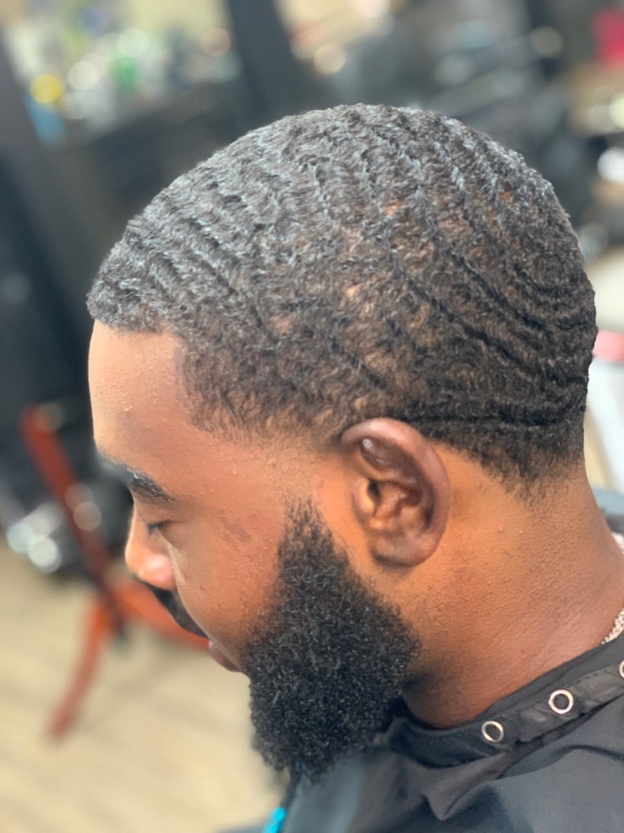 CutsMtx's tweet photo. 🏁Fresh taper‼️on @lilrom_1 from @WileyCollege @WileyEvents @NAACPWiley @WileyAthletics @Wiley_SGA , come now to get faded up by a professional 💈barber https://t.co/9piN4g3euQ