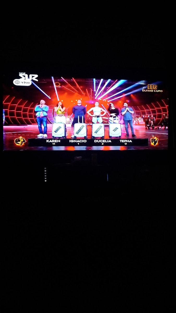 MolinSaddy's tweet photo. A Tepha no la sacan ni en la rifa de la escuela pobre chica se echo en contra a todos los fans de combate @ANDRE1324 @Chris__McGregor https://t.co/JdgyD4rDyW