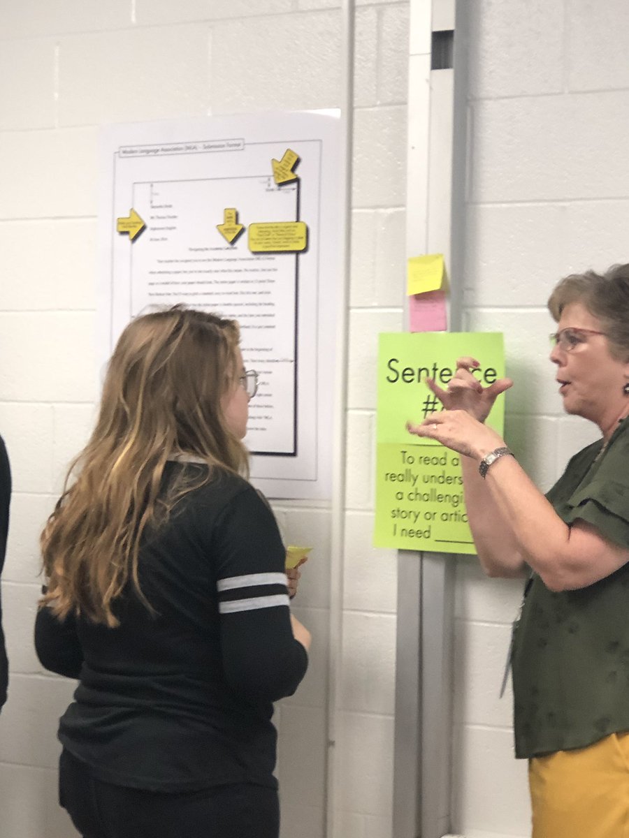 CBaucom1972's tweet photo. Best icebreaker ever! Ss write answers to question stems, group them by theme, then summarize what the majority of the class responded. Great first day at ECHS!! @echstylerisd #fw2 https://t.co/FeL2qquQUE