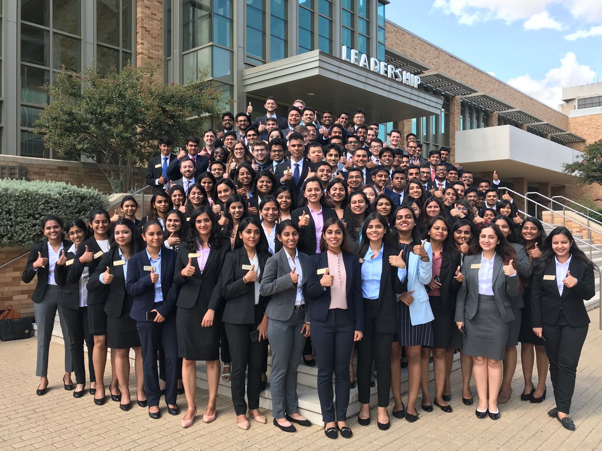 maysbusiness's tweet photo. Welcome to Mays, MS-MIS class of 2021. We're glad you're here! #MSMIS #TAMU https://t.co/loRN2k4bea