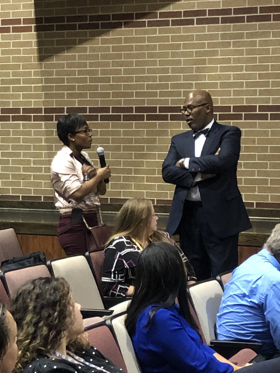 SpringISD's tweet photo. Dr.@RodneySpringISD welcomes teachers new and returning to Spring ISD! Each and every one of you are successful to our students’ success, and we are excited to have you as we enter into our #SOAR year! #BelieveInSpring #TheSpringWay https://t.co/XFDZwbqs5c