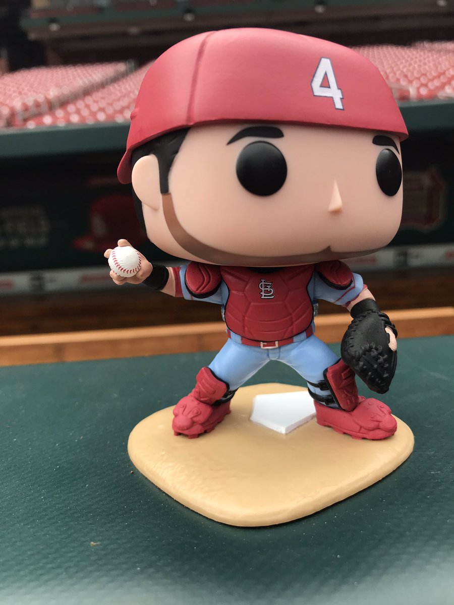yadier molina funko pop