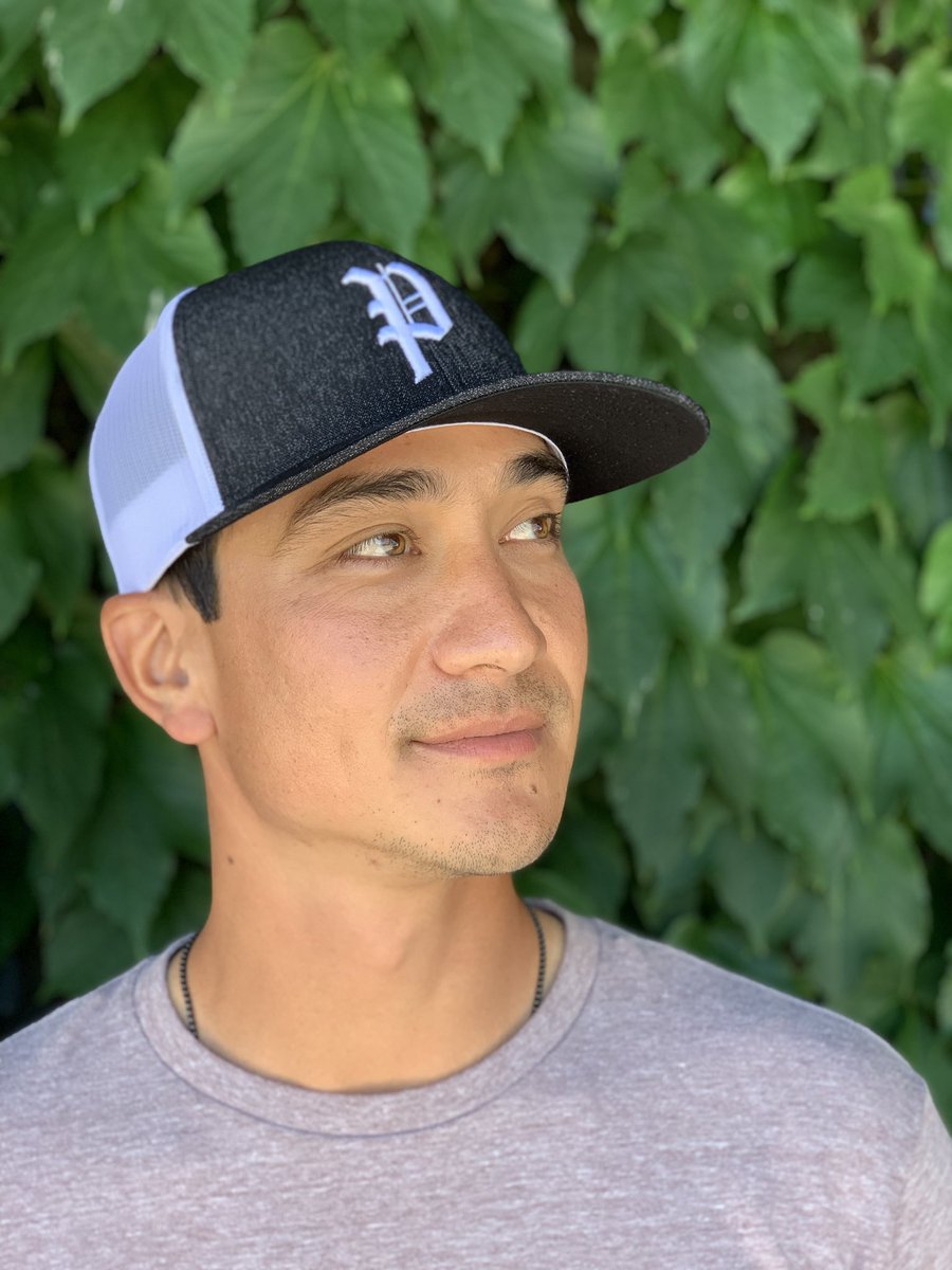 PDXDiamondProj's tweet photo. 🚨Giveaway🚨
Someone will win our new, not yet released PDP trucker hat - it could be you 🏅
To enter ➡️ head over to our Instagram account ⚾️ #MLBtoPDX #giveaway #baseballORbust https://t.co/HsAYDdps9A