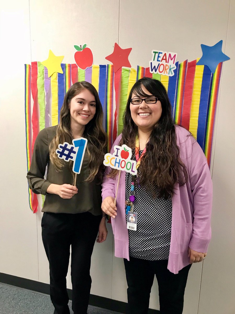 First day of school!📚✏️ Lucky to start the year with my new partner 😊@DeleonArleni