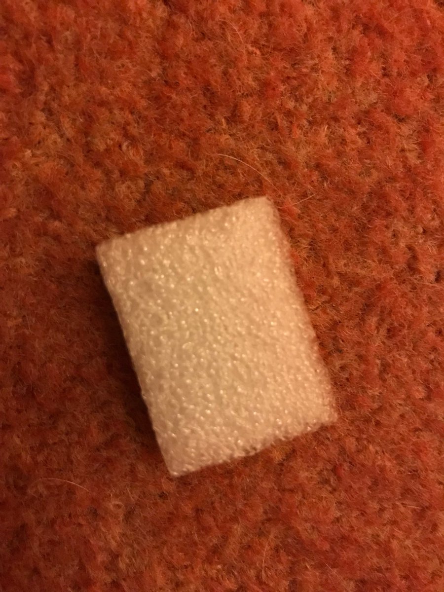 Jes_Squirrell's tweet photo. What a load of utter pointless rubbish ⁦@marksandspencer⁩ . In a world where we are inundated with plastic, why produce such a bag of shite!! A plastic bag, containing a plastic bag containing some non recyclable plastic foam and nothing else!? Why!!!?? 🤷🏼‍♂️😤😡 https://t.co/nA9lBUmTxD