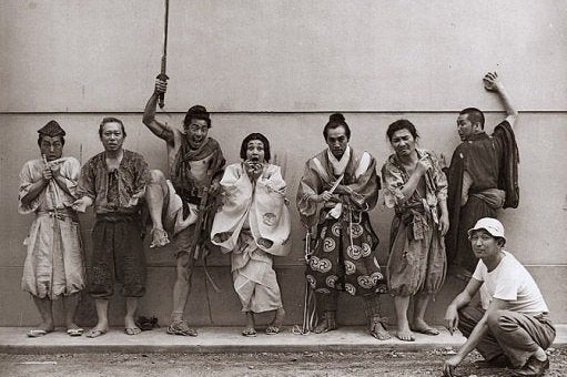 janusfilms's tweet photo. Akira Kurosawa and the cast of RASHOMON https://t.co/pXWbjfwxuc