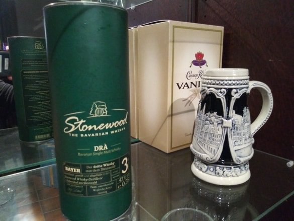 PeopleWhiskey's tweet photo. The Germans are definitely known for their beer, but I found this Bavarian Whiskey that I am taking back to the states so the rest of @PeopleWhiskey members can have a some too

What do you guys think of it?
https://t.co/KZwQIny9zU
#whiskey #bavarianwhiskey #germany #whisky https://t.co/g0mhbO8RKC