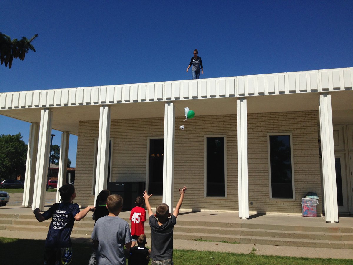 gateway2science's tweet image. Final day of summer STEM camp! Thanks for a wonderful summer of fun!

#GatewaytoScience #STEM