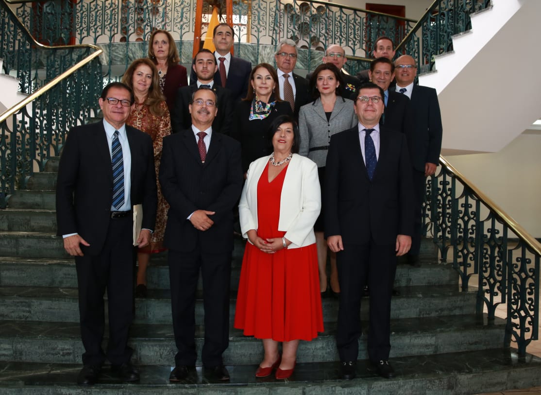 Ecuador 🇪🇨 y Costa Rica 🇨🇷 fomentan la cooperación científico-marítima y la relación comercial durante la III Reunión del Mecanismo de Consultas Bilaterales celebrada en Quito bit.ly/2NmAhCq #DiplomaciaActiva