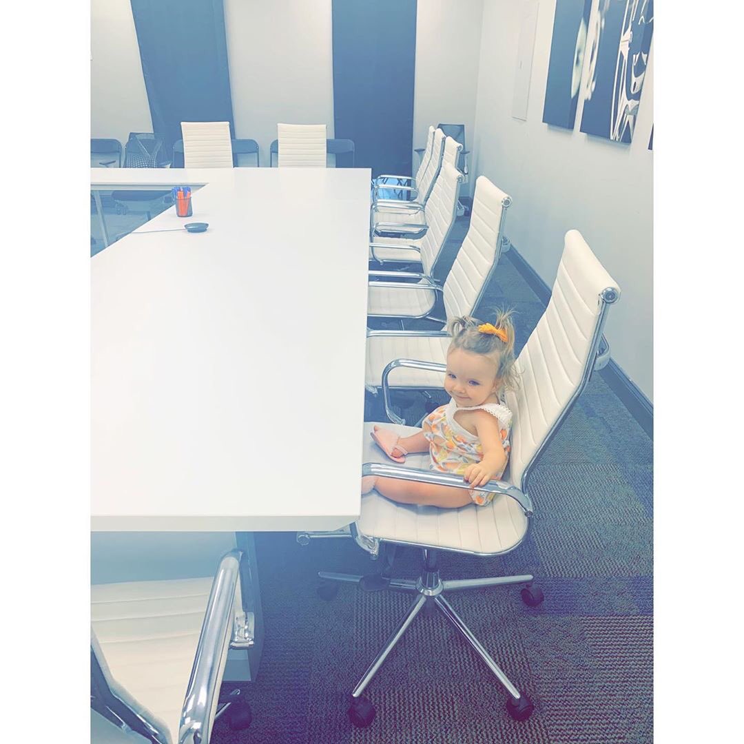 jamielynnspears's tweet photo. I thought she would enjoy coming in for our table read this week but little did I know she would be taking over. She wanted to go in another direction that focused solely on her &amp; no one else so we‘re all out of a job now. https://t.co/PsW4S9jdRb