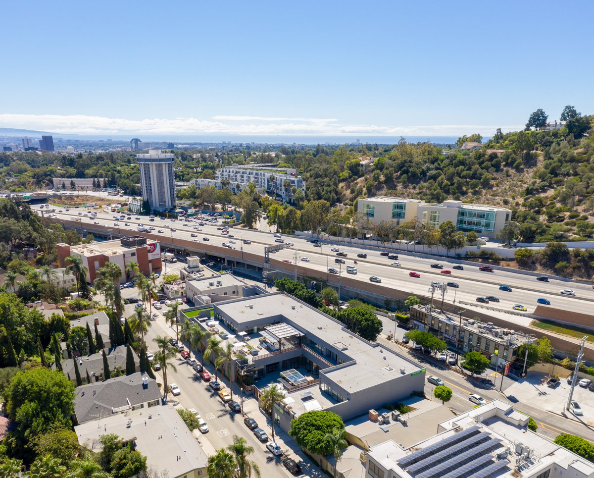 first_property's tweet photo. New Listing for Sale Lease: Over 45,000 sqft private office compound in Prime West LA. Ground Floor boasts incredible ceiling heights. Onsite amenities include a built in BBQ, a dog run, basketball court and Ping Pong table. Contact us for more information! #westlosangeles #la https://t.co/2mCAv2VJlS