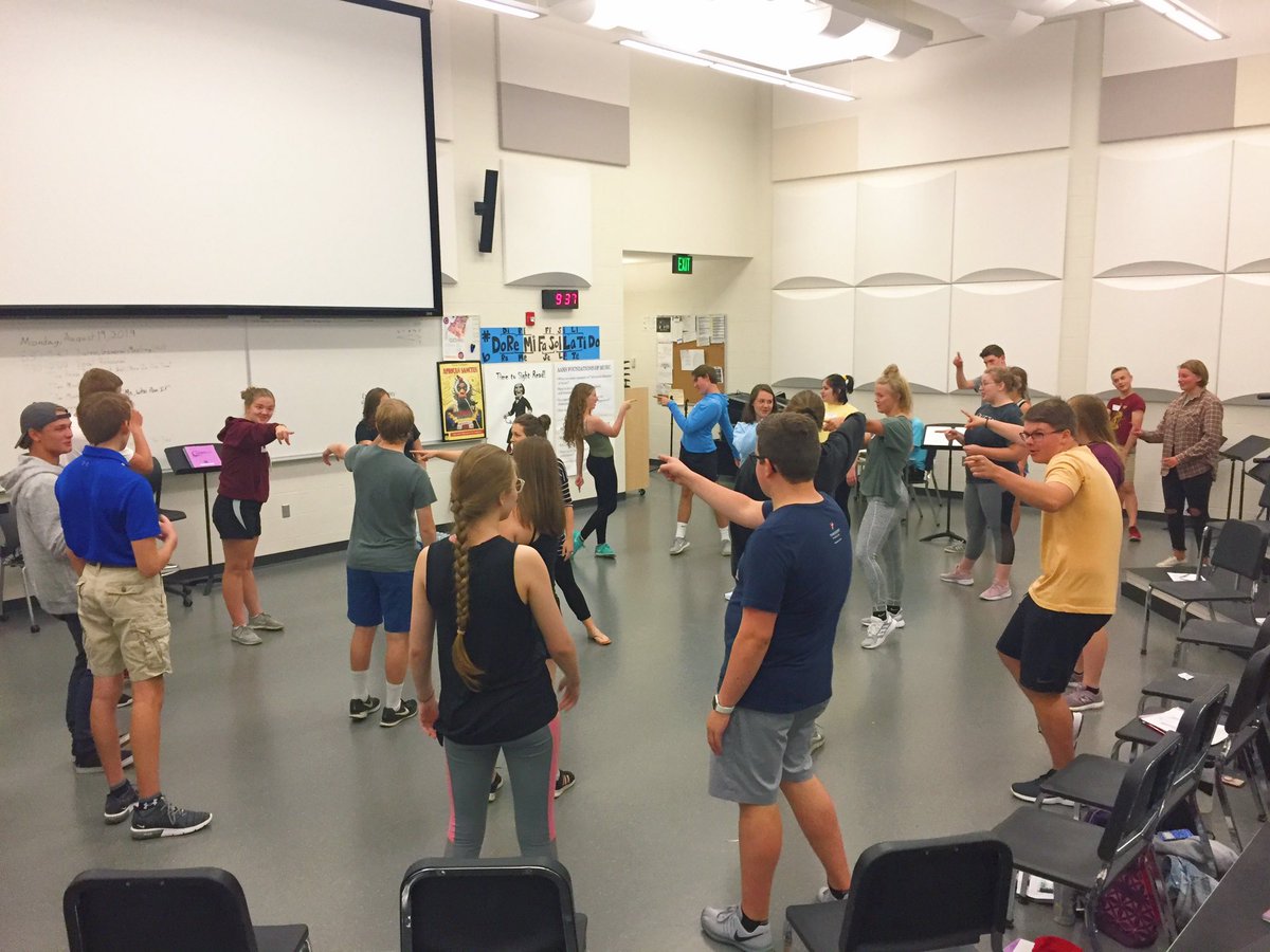 Alex206theatre's tweet image. Back in business! 😁👑💃#Cinderella #RodgersAndHammerstein