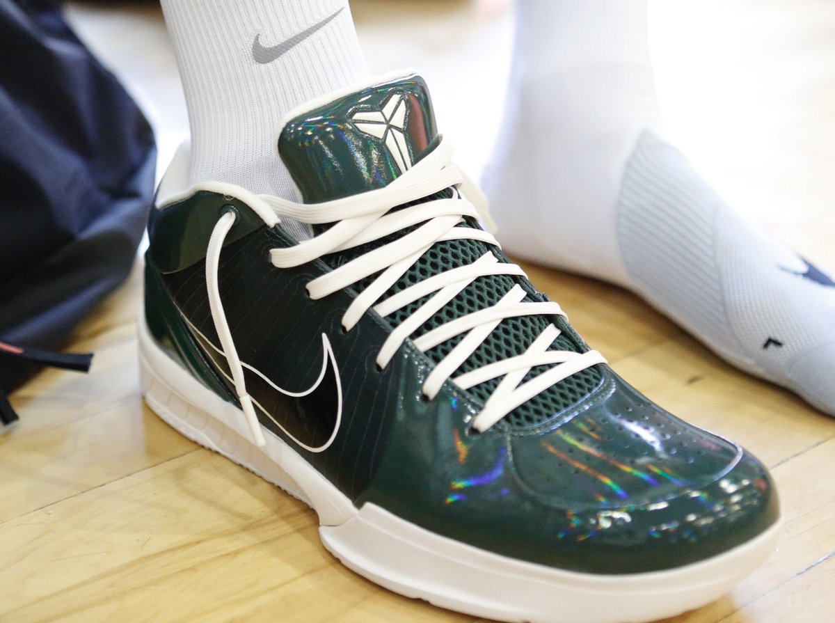 kobe 4 protro undefeated milwaukee bucks