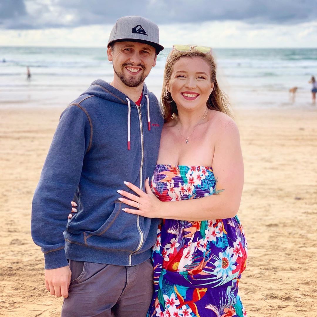 “Yesterday we made a big step in our lives, I proposed to <a href="/charlottejricho/">Charlotte</a>, she makes me extremely happy and now she’s mine forever!”

VISIT👉 buff.ly/2J2PCC4

👰🤵CONGRATS for your engagement Ben!!!💪❤️
📷REGRAM:@benjaminparr18

#theringorg #weddingvenue #weddingideas