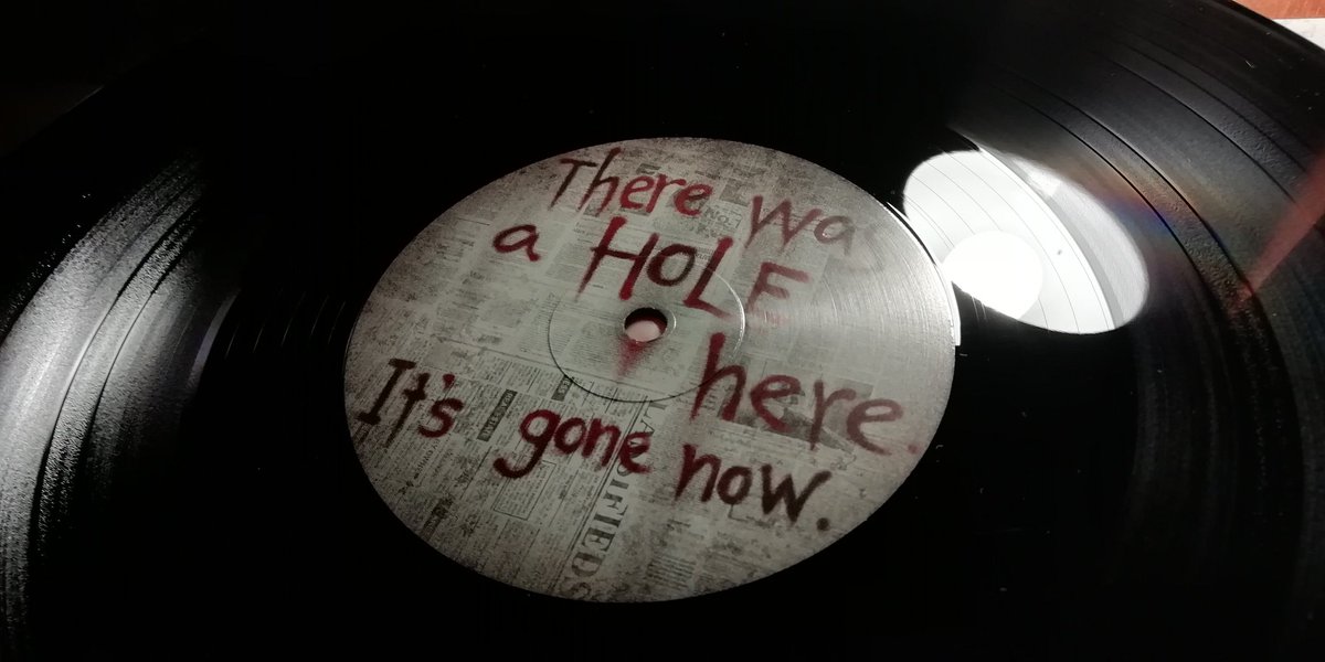 социальная яма. Hal's hole in one golf snes. симс 3 сайлент хилл город. Hole in one. Hole gone.