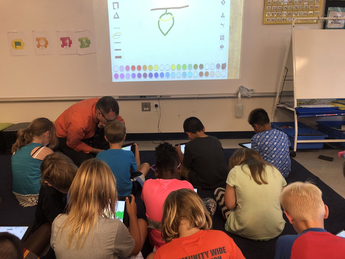 JoshuaJwall's tweet photo. Learning to code and create with #scratchjr #monarchs #wcstem @wcs_jefferson https://t.co/xyBQtVNeLP