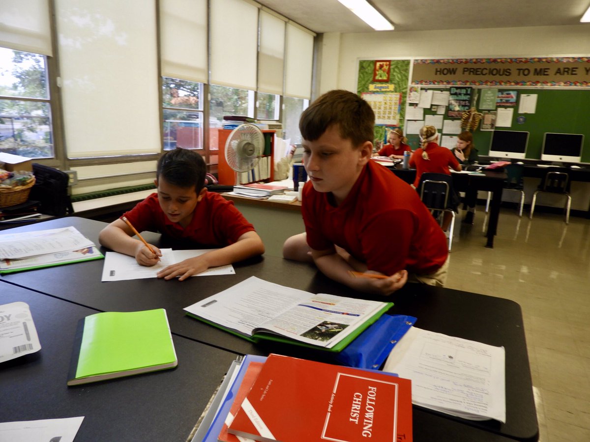 STMMschoolstl's tweet photo. They are back to work! https://t.co/aA04aIIWHf
