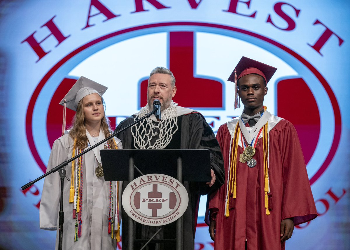RealRodParsley's tweet photo. From the smallest to the tallest, my HPS students are best of ALL-est. ๐
โ
Tomorrow is the day Iโve been looking forward to all summer long! ๐ Harvest Prep is is back in session and I KNOW this will be the best year yet.
โ
#PrepProud #prEpic #HarvestPrep #ProudPastor https://t.co/zg3ARqBnkA