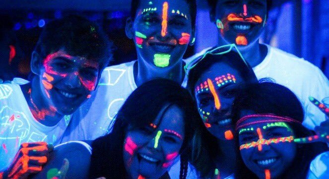 laobraclub's tweet photo. Viernes 23
💛💚💙 FESTIVAL GLOW 💛💚💙
#FIESTAFLUOR
#ITSAMBERTIME https://t.co/iQKsSUZKDC