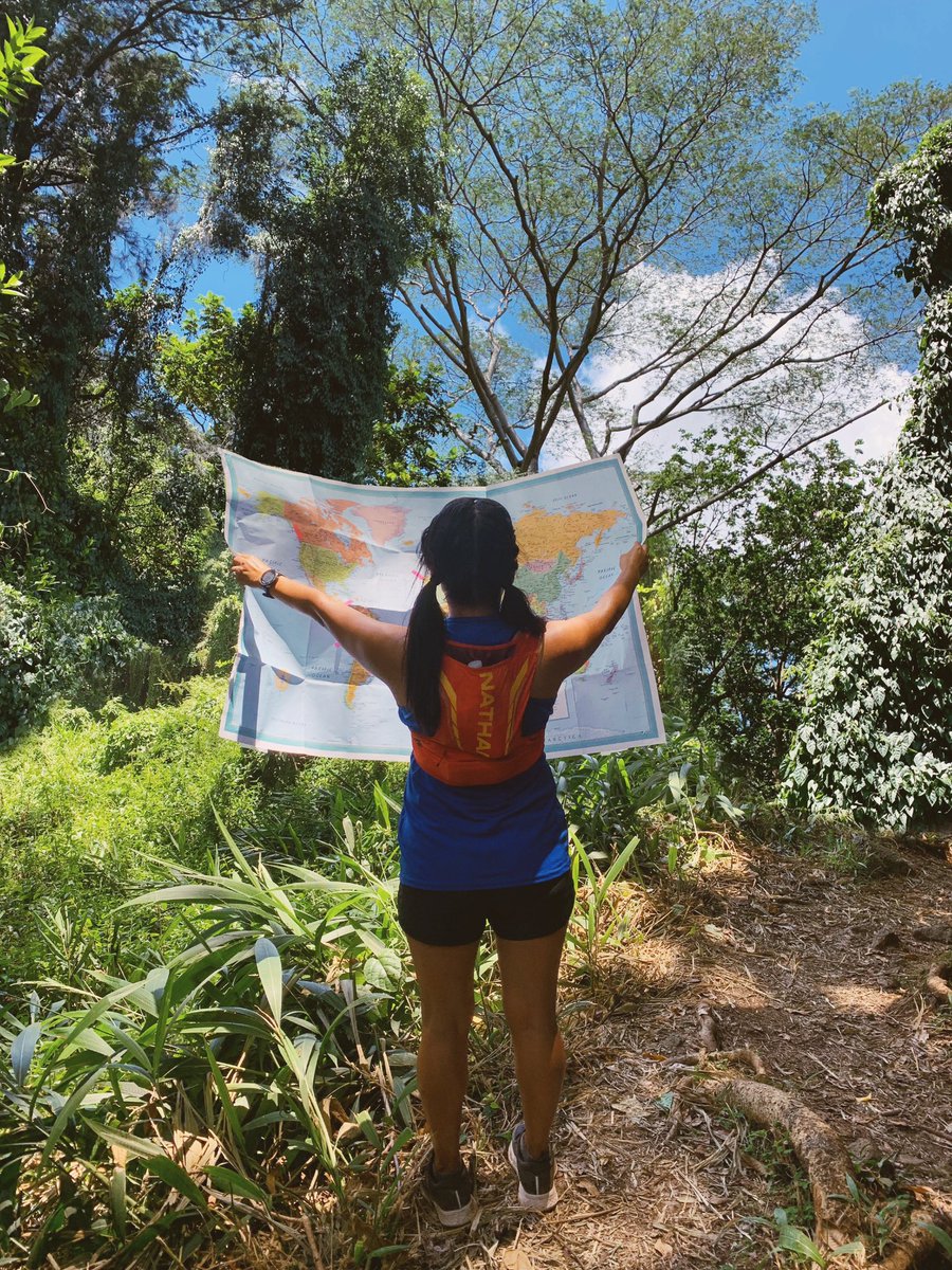 Runderful_daysi's tweet photo. This is a new chapter of my life and I’m so unbelievably nervous but so excited.
Im coming for you Spain.
I can’t wait to set my feet on Spanish roads & trails. #RunOOTD #runtoinspire #BornToRunFree #TrailRunning #stravarun #ultrarunner #yourworldtorun #werunwithyou https://t.co/L0hckeSx69