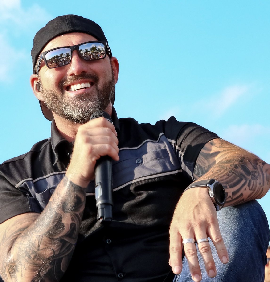 KellyKix's tweet photo. 🎶THIS THURSDAY (8/22)  
The @Chris_Hawkey Band takes over @BayfrontDuluth for #TheTributeFest and we are SO excited! Join us at one of the greatest music venues in the Midwest. 

For more information or to purchase tickets: https://t.co/xmo8w0BAoj https://t.co/131Yv4KmOD