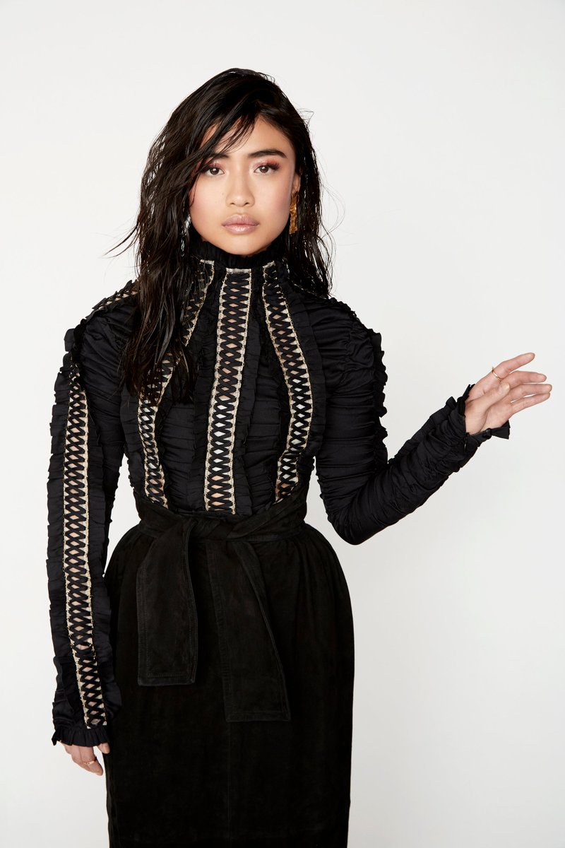1883Magazine's tweet photo. #Actress on the rise @briannetju tells #1883magazine how long it took her to #bingewatch #LightAsAFeather, #VR exhibits, falling asleep #underwater & her #fear of #centipedes.
---> https://t.co/WW2eLqhWPC
📸 #MartinaTolot 🖊️ #HaileyJohnson
#laaf #thriller #supernatural #tv #hulu https://t.co/1KZB3wQCXT