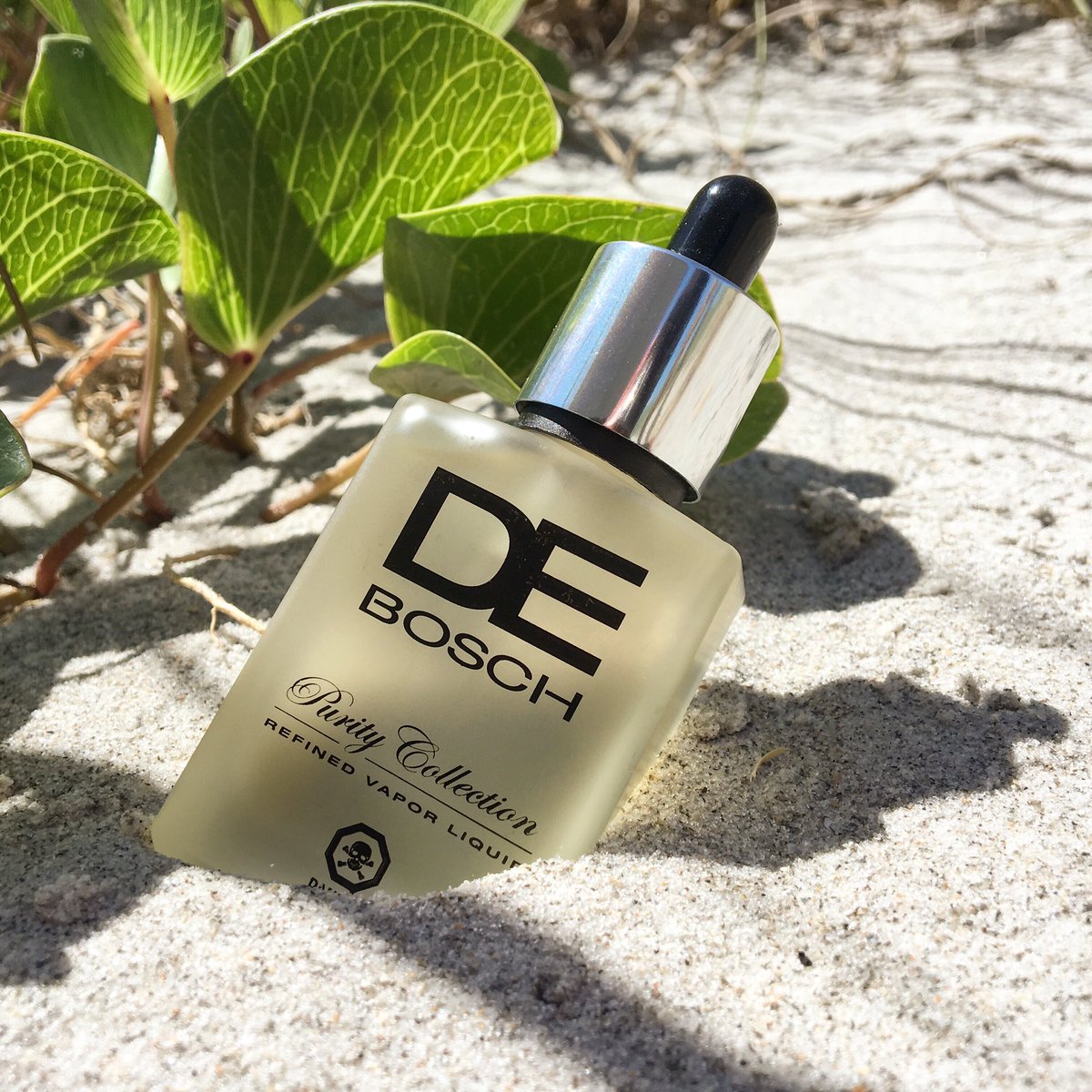 DeboschVapor's tweet photo. Carefully Perfected and Perfectly Crafted. There’s nothing else like the Purity Collection.
•
ORDERS OVER $35 DELIVERED FREE TO THE US AND CANADA.
Use PROMO CODE: FREEDELIVERY at checkout. #deboschvapor #puritycollection https://t.co/qT8mcLOYt6