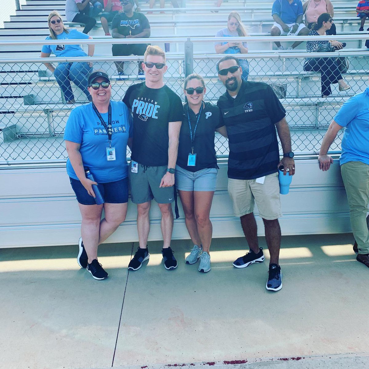 mg9231's tweet photo. Paetow Family 💪🏾💪🏾💪🏾❤️ https://t.co/cJ0dO9GAb8