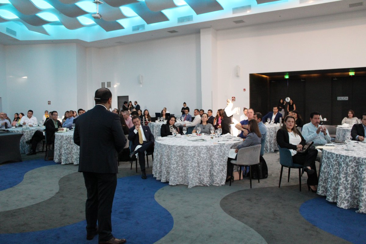 IMMPCmx's tweet photo. Así se vivió nuestro 3er Corporate Governance Summit con tema en Fraude Corporativo y Corrupción. Expertos nos brindaron sus conocimientos para identificar y solucionar los problemas de fraude empresarial

#SummitIMMPC #MejoresPrácticas #MéxicoNoEsFraude #ElCambioEstáEnMovimiento https://t.co/73Nb9QKxY9