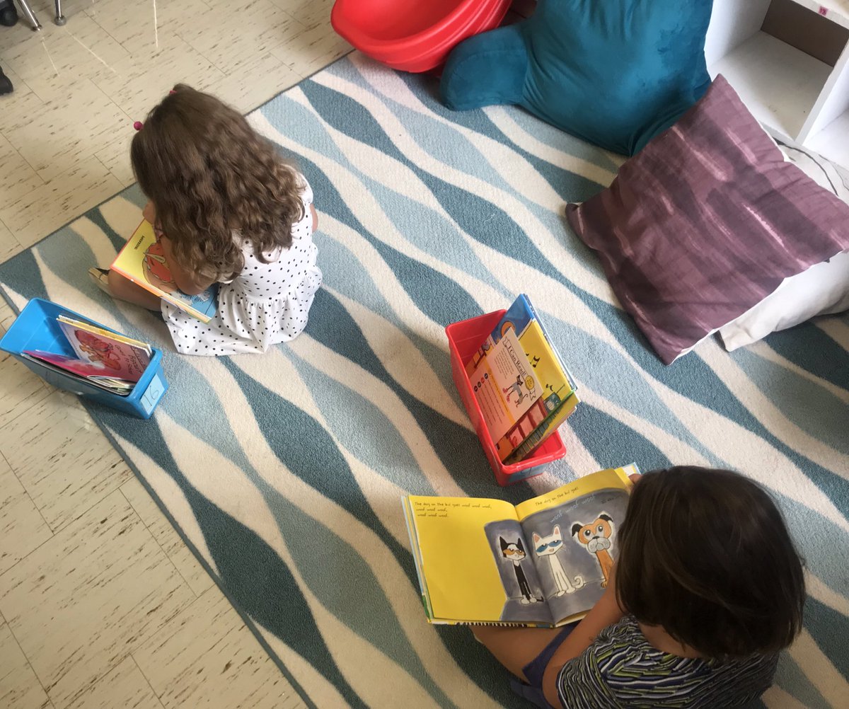 aneill2018's tweet photo. Catching 1st and 5th readers in action today! #PSEsoars #PSEreads https://t.co/thlJEBYMmy