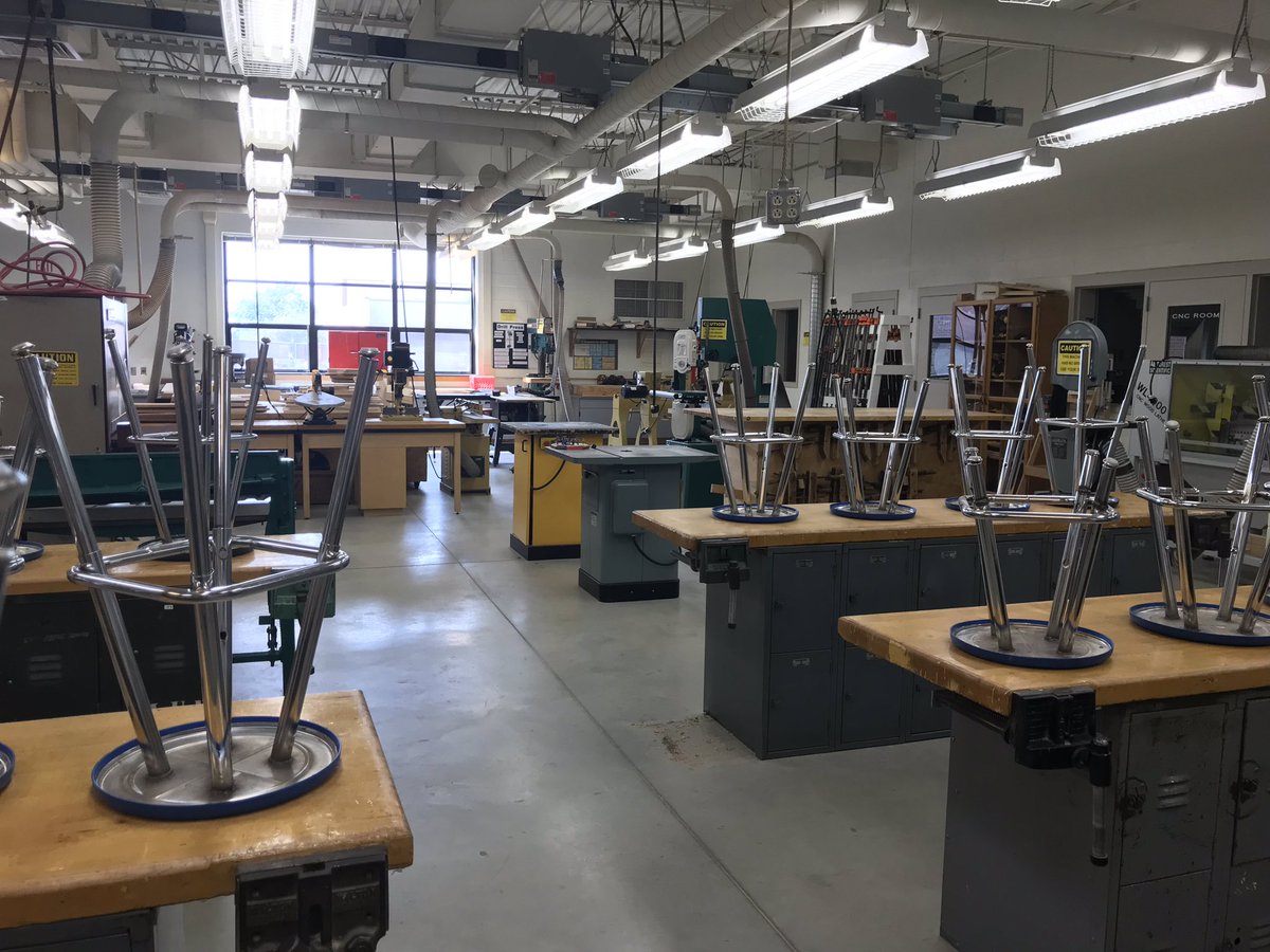 LSWoodTech's tweet image. Ready for a new year! What are you going to build this year? #LSHSpioneers