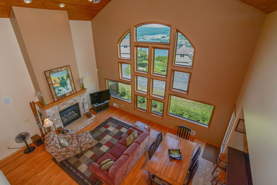 BeitzelNina's tweet photo. 750 Wisp Mtn Rd 5A | FOR SALE | $569,000
Pristine mountain-top villa with incredible views of Deep Creek Lake!
π β‘οΈ https://t.co/ZNkTv6ycDi
#newlisting #raileyrealty #selldeepcreekdotcom #overlookvilla #deepcreeklake #wispresort #garrettcountyrealestate https://t.co/Hbdk8C9vdu
