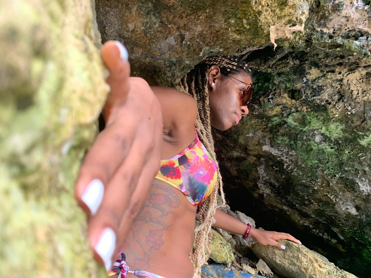 Strickflicks's tweet photo. #FlashyVisuals #FlashyVisuals #FlashyVisuals #FlashyVisuals 
•
•
•
#DMVphotographer #Dmvphotography #color #forest #tunnel #nature #rocky #FVproductions #Flashgotdaeye #peace #sweet #scenary #colorful https://t.co/jrwKQFRd0W