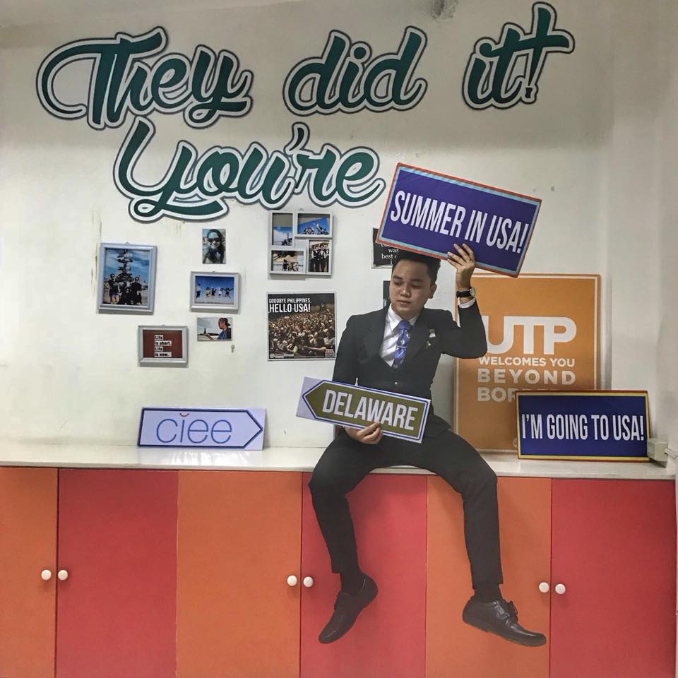 jibcollege's tweet photo. JIB graduates SEE the World, SERVE the World.
#proudlyichef #trulyinternational #trulyglobal #jibtakespride #jibmoments #culinary #tourism #entrep #school #simulationroom #davaocity #tatakdabawenyo #davaoeño #worldclass #qualityeducation
Read more 👉 https://t.co/ysl4aWcyv8 https://t.co/1lVGE7S374