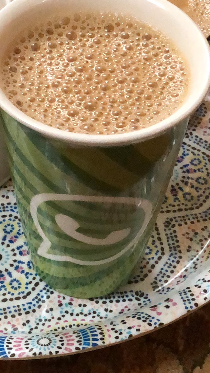 صباحكم جميل ڪ جمال روحكم صباحكم تفاؤل وهمة ونشاط صباحكم يحتاج إلـﮯ #كرك يضبط المزاج 

استغرب من يخلط الكرك  بالقهوة 

#اكله_شعبيه_تحبها 
#صلاله #عمان #مسقط 
#القهوه_تحتاج 
#صباح_الخير