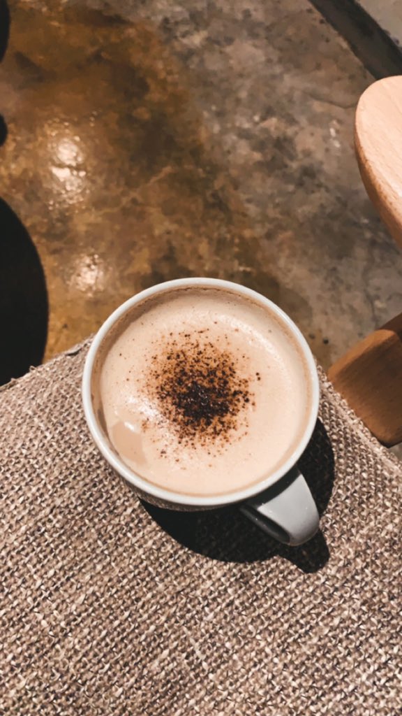 RoinM's tweet photo. Morning dose ☕️✨ https://t.co/vadZc9SS45